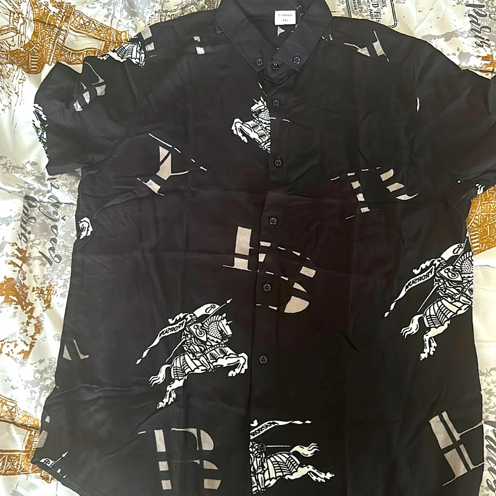 Burberry Shirt brand new XXL